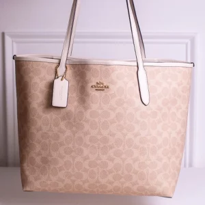 Coach City Tote Bag Signature Canvas